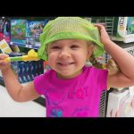 Diana with Mommy doing shopping in a toy store Funny video for kids and toddlers